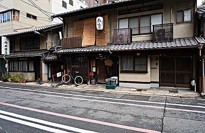 传《刺客信条：英灵殿》有新DLC 战神风格40小时流程